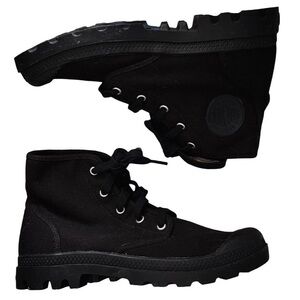 Palladium Black Women's Sneakers Lace Up Boots Hiking Chunky Lug Soles Converse
